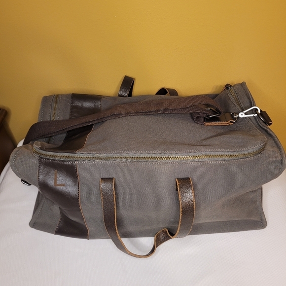 Pottery Barn Large Canvas and Leather Weekender Duffel Bag - Picture 1 of 16